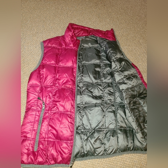 Tuque and jacket all in one - Picture 4 of 4